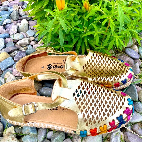 Women’s Huarache Shoes/Sandals. Shimmering Gold with Colorful Leather Sides. - Picture 3 of 9